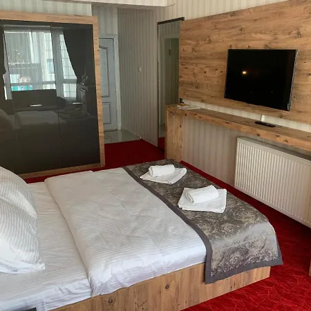 Adanaz Suit Otel *